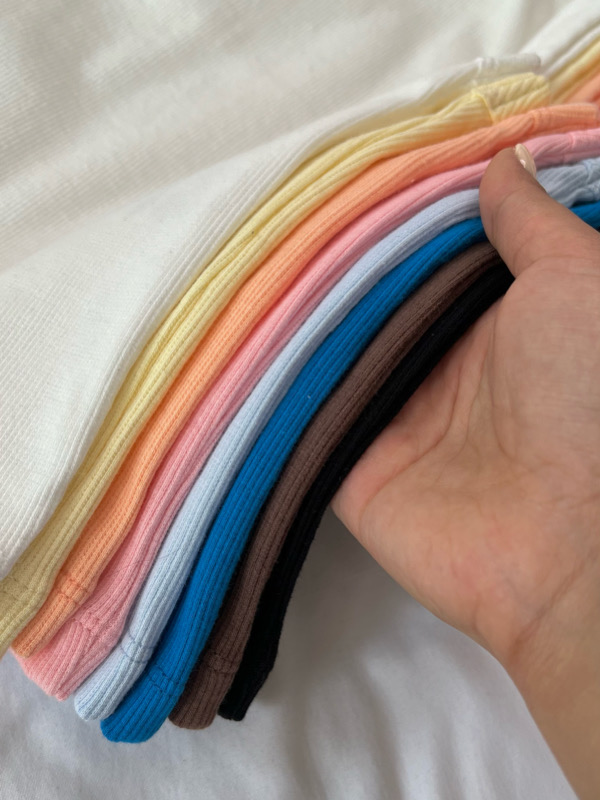 تاپ زنانه رنگی